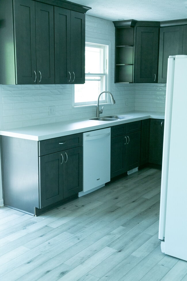 kitchen view 3 - 3505 Raber Ter