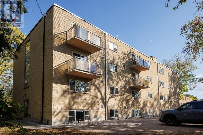 Building Photo - 93 High St