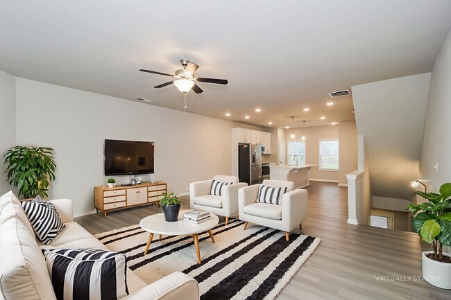 Foto del edificio - 719 Calvin Pk Dr