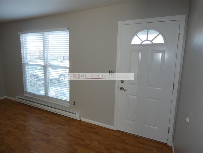 Foto del edificio - 890 Lilac St