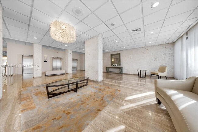 Building Photo - 1985 S Ocean Dr