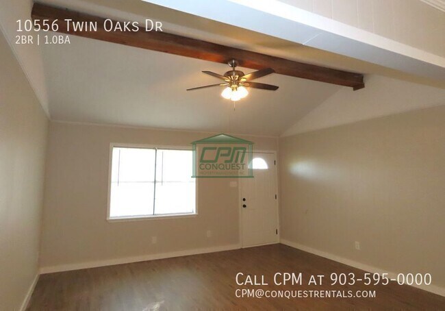 Building Photo - 10556 Twin Oaks Dr