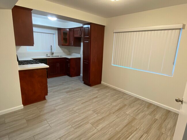 Foto del edificio - 2403 W 227th St