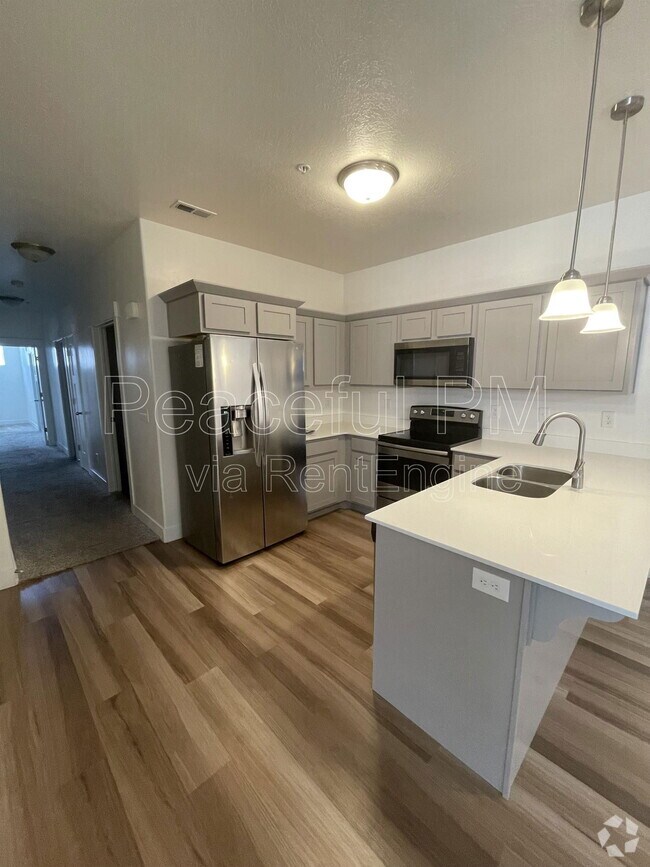 Building Photo - 1772 W Terra Vista Ln