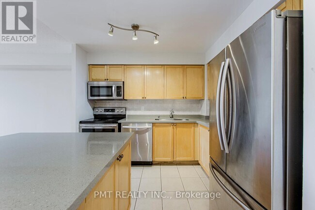 Building Photo - 55 Strathaven Dr