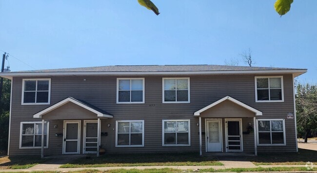 Building Photo - 403 E French Ave
