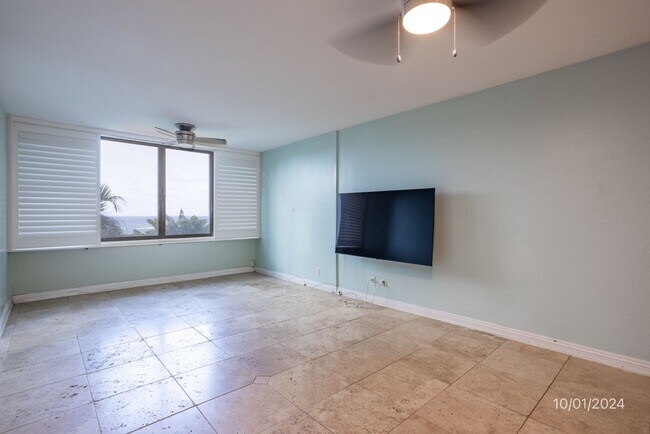 Building Photo - 1 Bd,1Ba,2Pkg! 51-636 Kamehameha Hwy #511 at $2,300/month