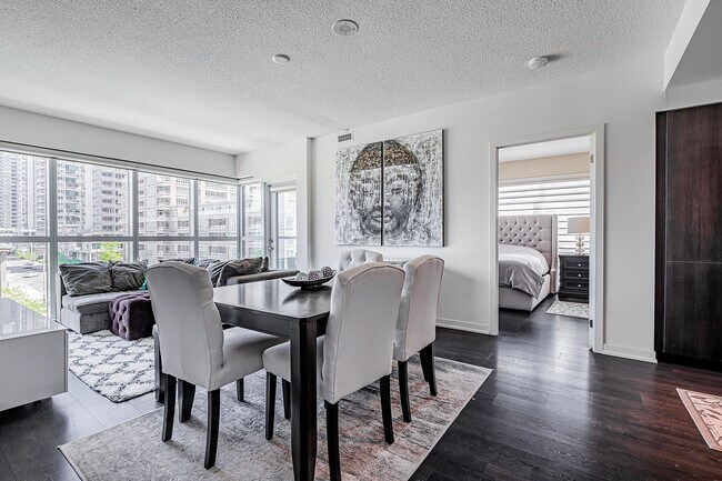 Building Photo - 69 Lynn Williams St