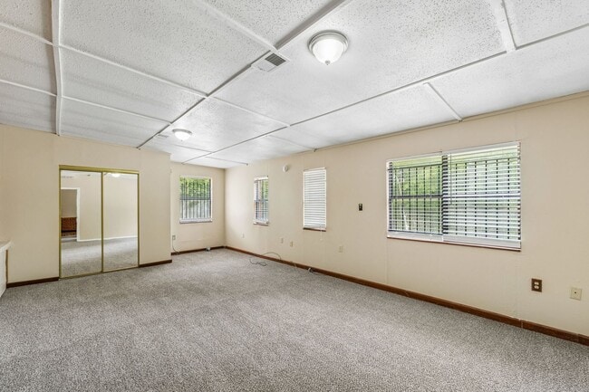Building Photo - 3 bed, 1.5 bath in OKC,OK