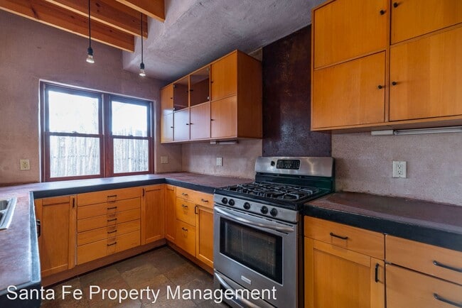 Building Photo - 3 br, 2 bath House - 840 Alto Street