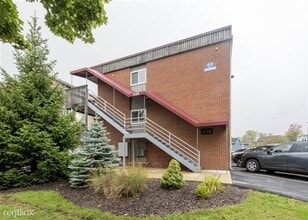 Building Photo - 839 Tappan Ave