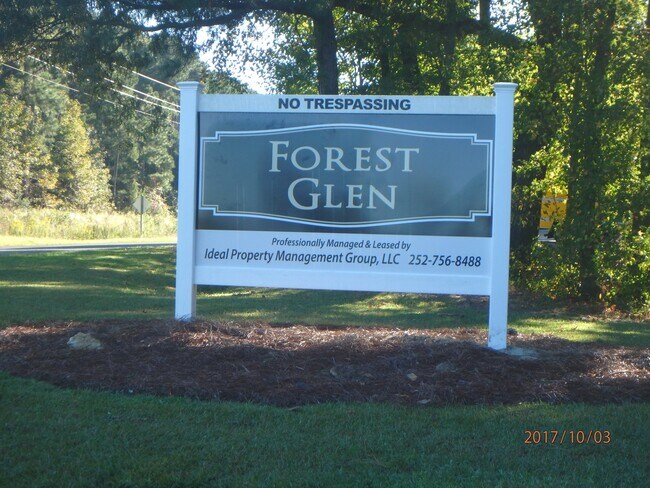 Foto del edificio - 2651 MacGregor Downs Rd