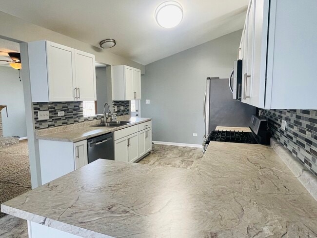 Building Photo - 6906 Townsend Blvd