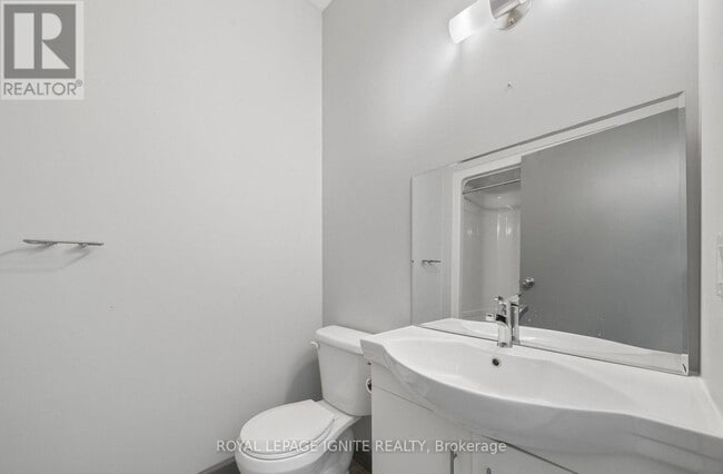 Building Photo - 77 Leland St