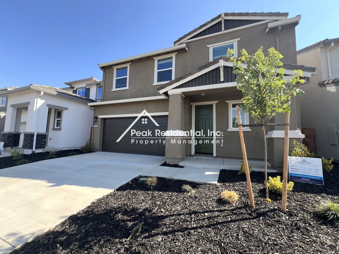 Primary Photo - Brand New Sacramento 4bd/3ba Home!