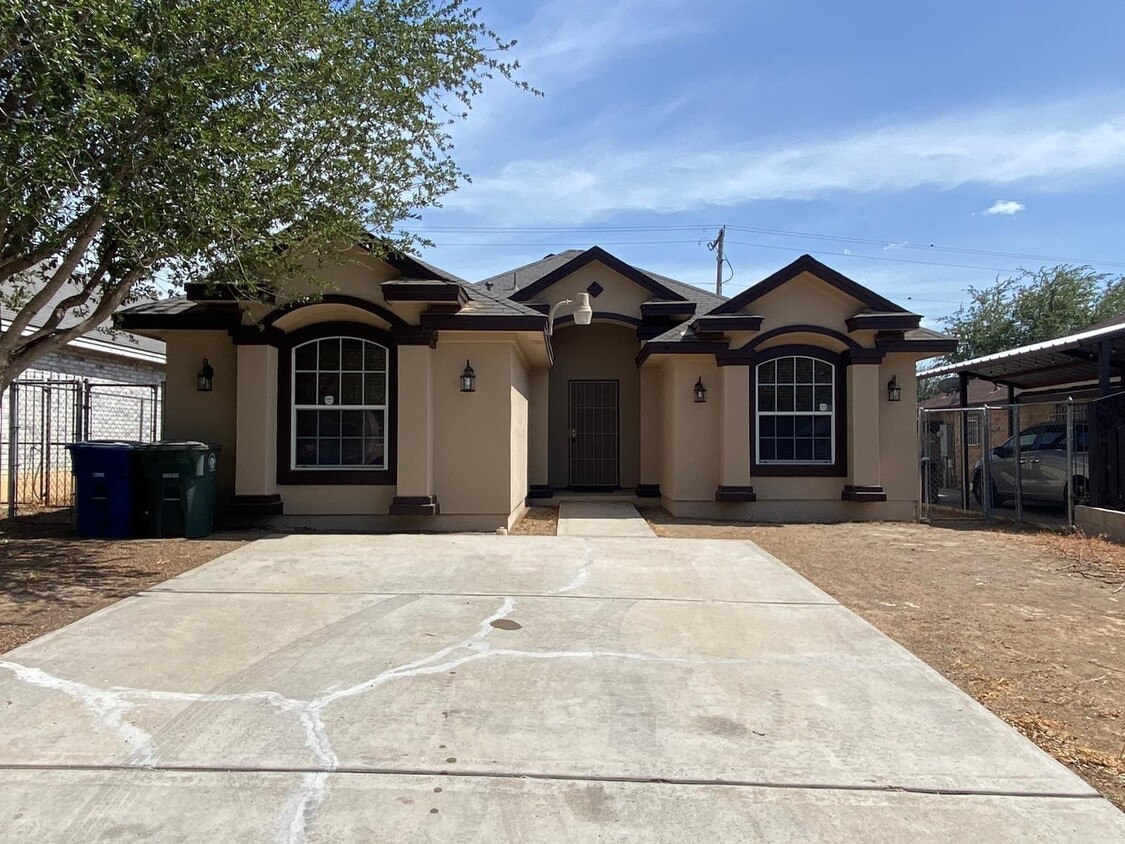 3619 Aguanieve Dr, Laredo, TX 78046 House Rental in Laredo, TX