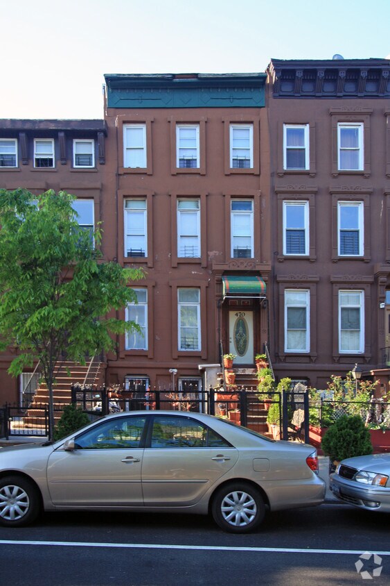 Primary Photo - 470 Willoughby Ave