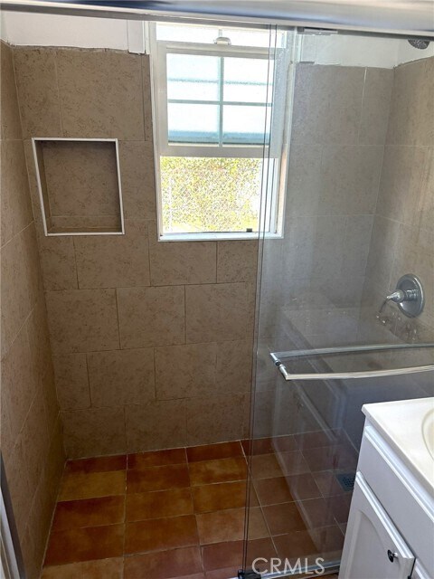 Foto del edificio - 4815 W 111th St