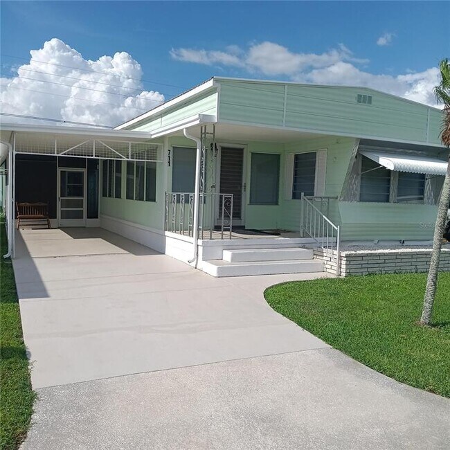 Foto del edificio - 711 51st Ave Dr W