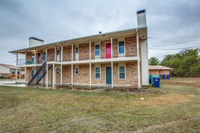 Photo - 3825 Camelot St (Denton, TX) Apartment