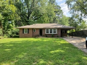 Building Photo - 1633 Puryear Rd
