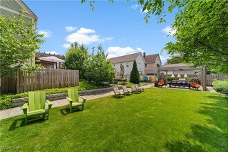 Building Photo - 2048 Fulton Rd