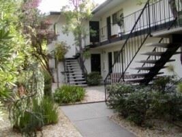 Building Photo - 3217 Glendora Dr