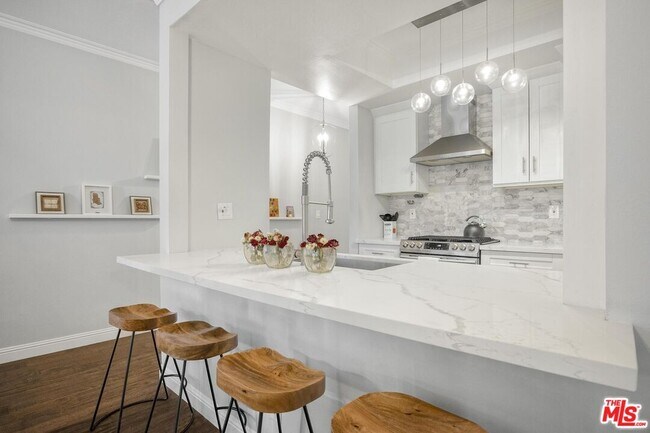 Foto del edificio - 860 S Lucerne Blvd