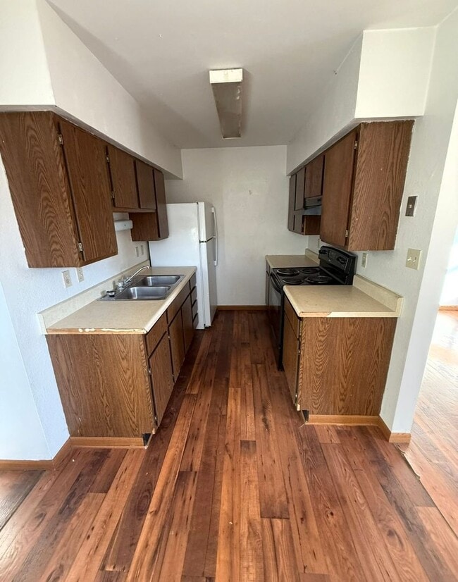 Building Photo - Jewell