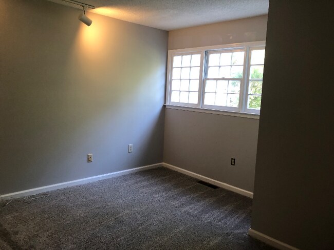 Foto del edificio - 1691 Paddlewheel Dr NE