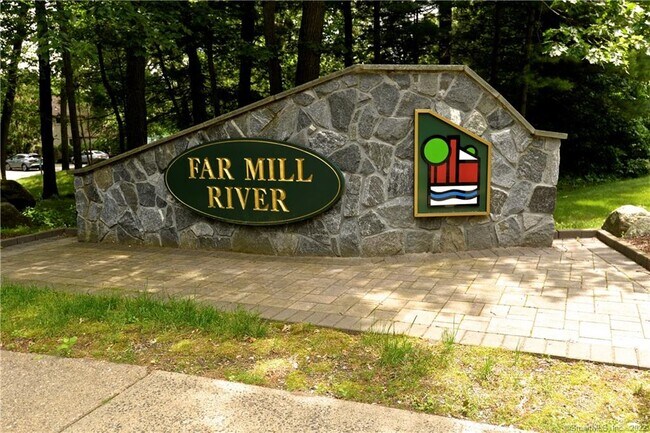 Foto del edificio - 105 Fiddler Green Rd