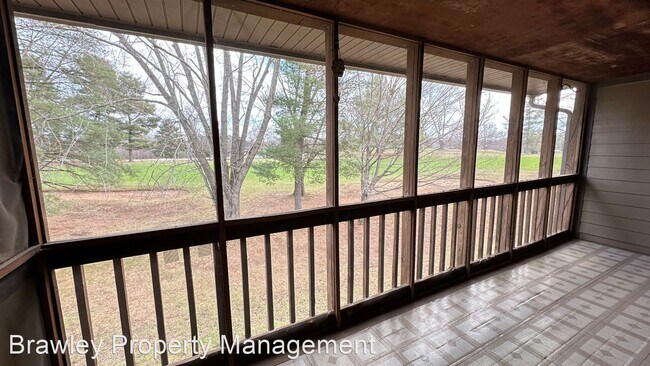 Foto del edificio - 2 br, 2 bath House - 9645 S Lake Ridge Rd
