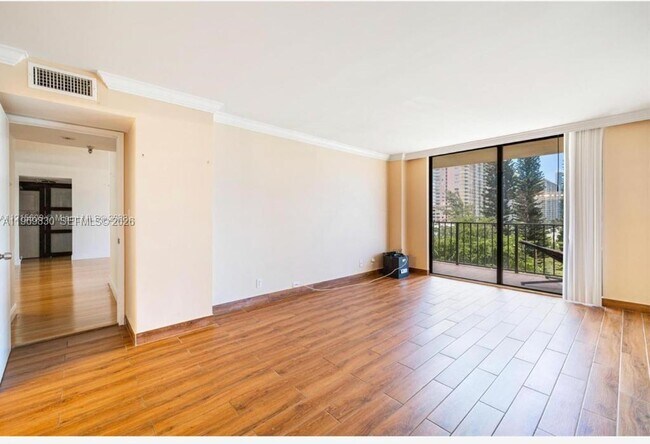 Foto del edificio - 290 174th St St