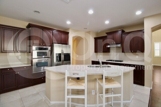 Foto del edificio - 728 E Hummingbird Way