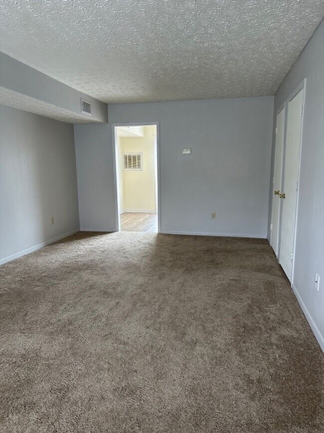 Foto del edificio - 2 Bedroom / 1.5 Bath Townhouse, Kingsport TN
