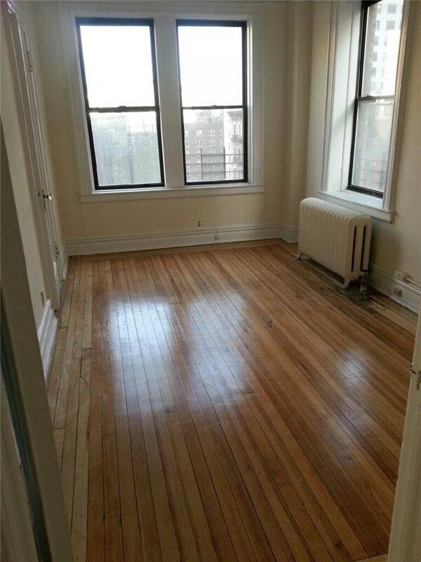 Building Photo - 125 East 17th Street