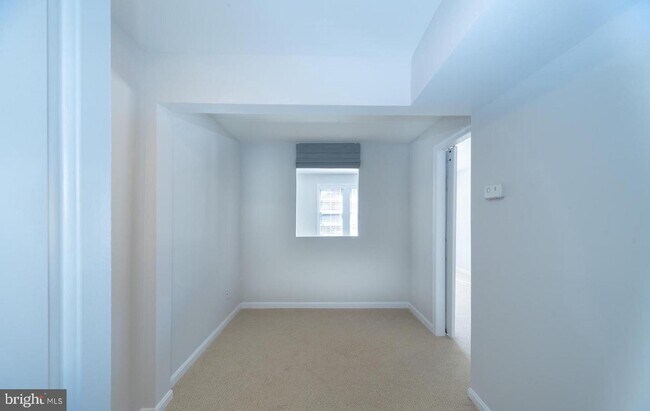 Building Photo - 521 Bashford Ln