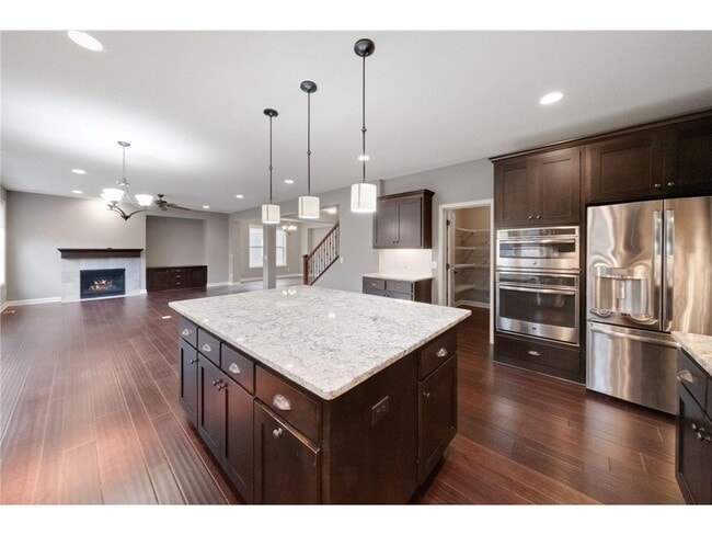 Building Photo - 16810 51st Pl N