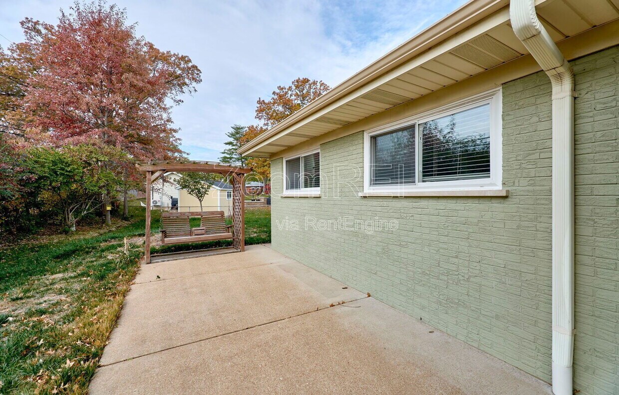 Foto principal - 9210 Medallion Ct