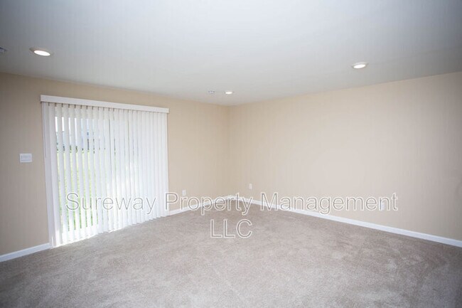 Foto del edificio - 239 Macoun Way