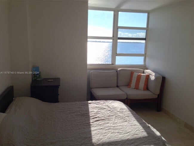 Foto del edificio - 770 Claughton Island Dr