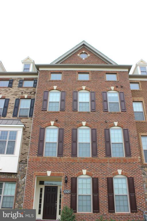 43129 Kendrick Square, Ashburn, VA 20148 Townhome Rentals in Ashburn
