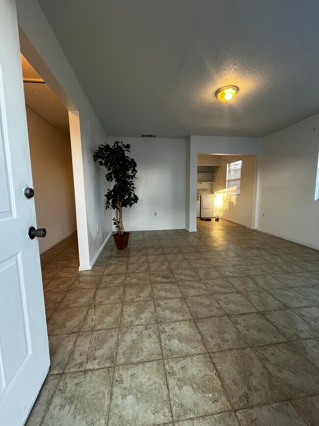 Building Photo - 7575 Kingsport Blvd