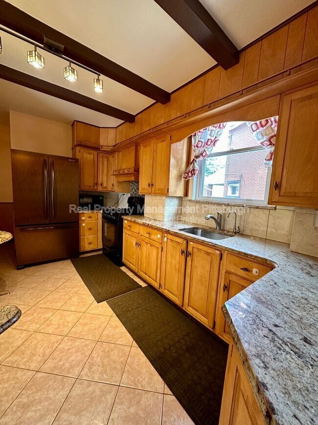 Foto del edificio - 5738 Melvin St