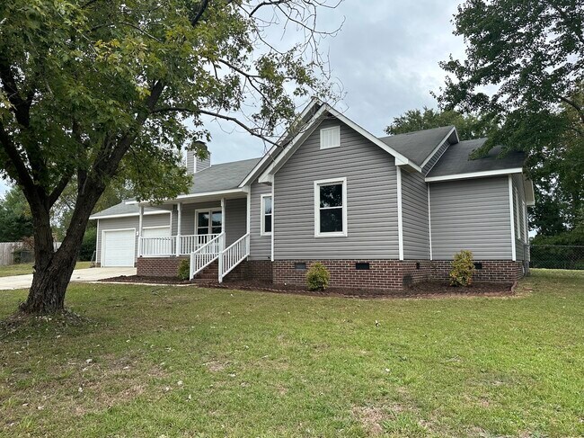Building Photo - 145 Stoney Hill Ln