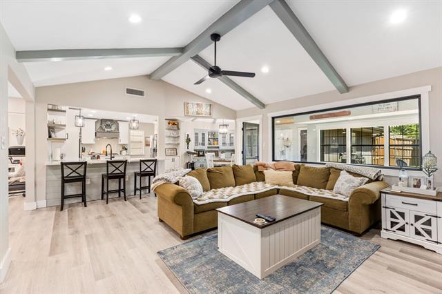 Building Photo - 4014 Kerr Cir
