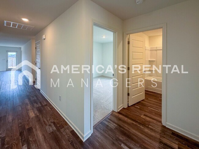 Foto del edificio - Coming Soon! Available to view NOW!!! Comfortable and Bright Tuscaloosa Home