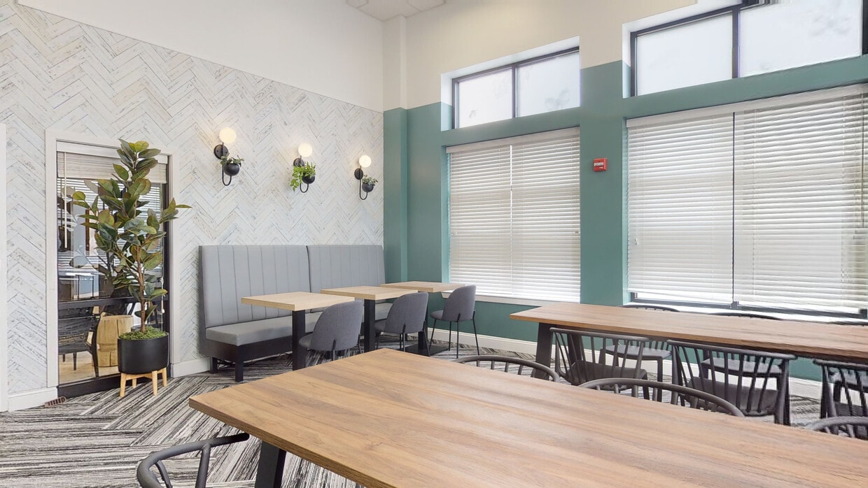 Photo - The Oaks on The Square Apartments