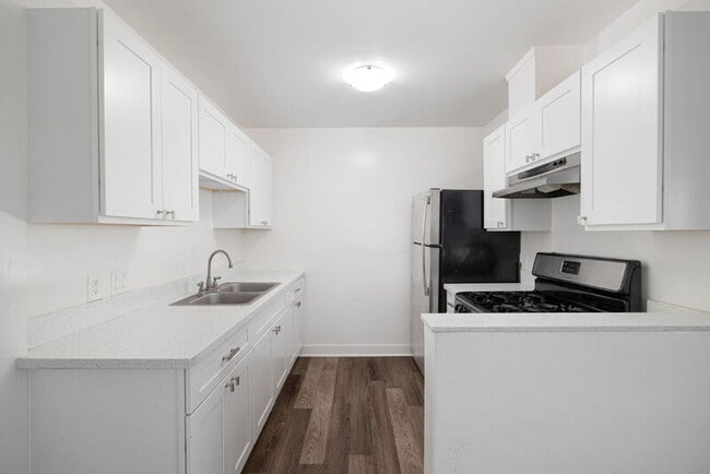 Building Photo - 4284 Schoolridge Ln
