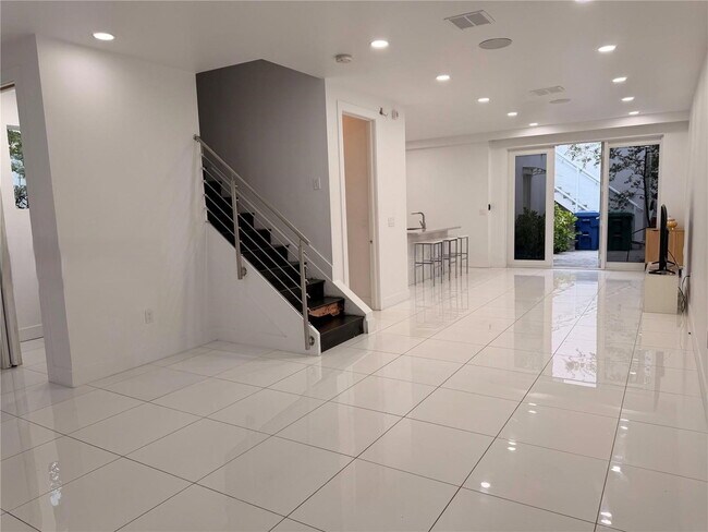 Foto del edificio - 10330 NW 66th St